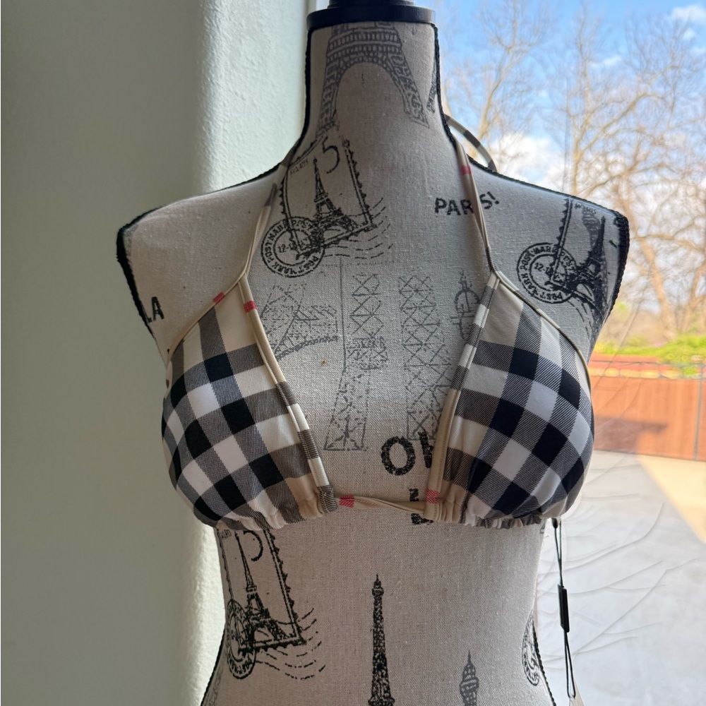 Burberry Brit Beige Tag